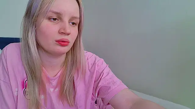 Beatrica Klein online show from 4, 4, 2026