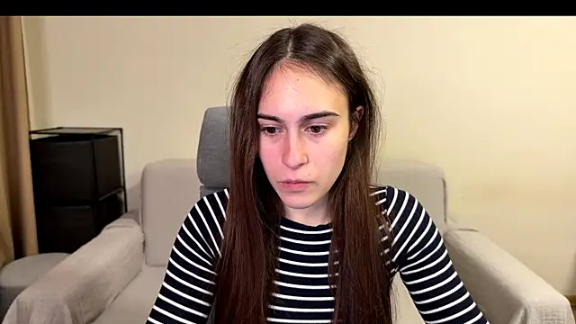 Snapshot of AliceKolltt chatting on 20, 11, 2025 AliceKolltt online show from 20, 11, 2025