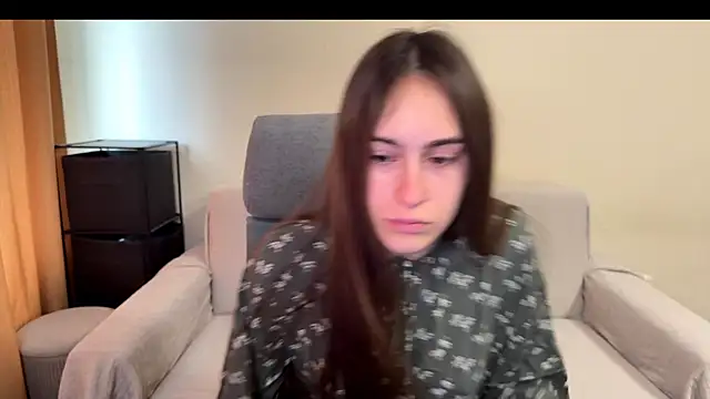 Snapshot of AliceKolltt chatting on 24, 11, 2025 AliceKolltt online show from 24, 11, 2025