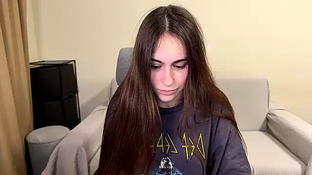 Snapshot of AliceKolltt chatting on 10, 2, 2026 AliceKolltt online show from 10, 2, 2026