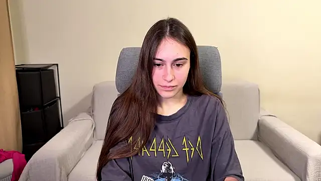 Snapshot of AliceKolltt chatting on 17, 2, 2026 AliceKolltt online show from 17, 2, 2026