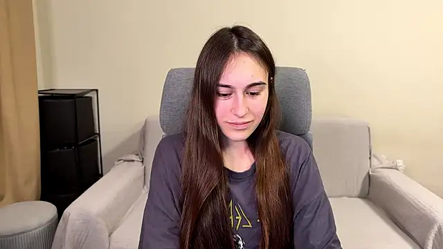 Snapshot of AliceKolltt chatting on 18, 2, 2026 AliceKolltt online show from 18, 2, 2026