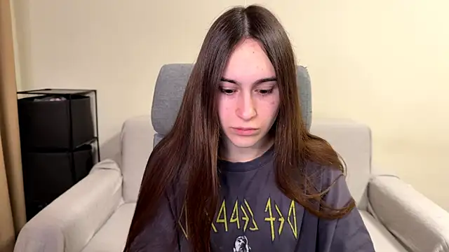 Snapshot of AliceKolltt chatting on 28, 3, 2026 AliceKolltt online show from 28, 3, 2026