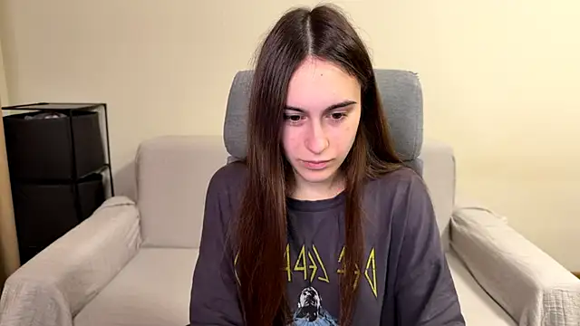 Snapshot of AliceKolltt chatting on 29, 3, 2026 AliceKolltt online show from 29, 3, 2026