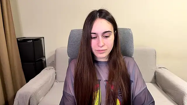 Snapshot of AliceKolltt chatting on 1, 4, 2026 AliceKolltt online show from 1, 4, 2026