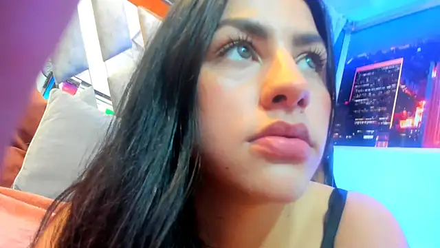 Snapshot of Kendall_Sophy chatting on 20, 1, 2025 Kendall Sophy online show from 20, 1, 2025