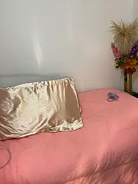 Snapshot of manuela_star chatting on 21, 2, 2026 manuela star online show from 21, 2, 2026