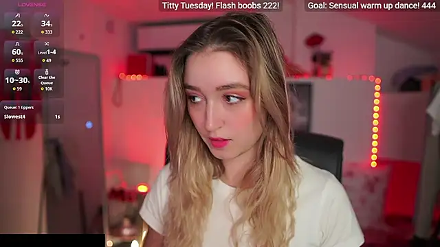 Snapshot of Alexis___Texas chatting on 18, 11, 2025 Alexis Texas online show from 18, 11, 2025