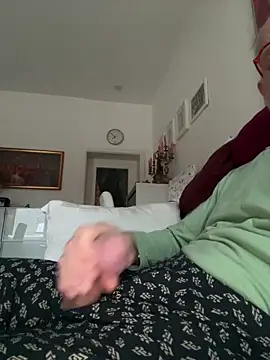 Frank22xx online show from 16, 10, 2025