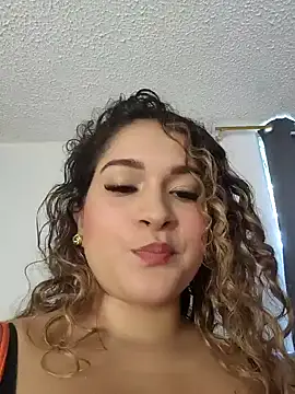 Sara smiiith211 online show from 30, 11, 2025