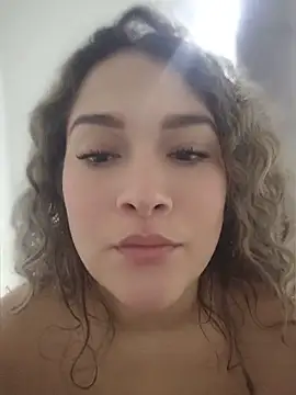 Snapshot of Sara_smiiith211 chatting on 24, 4, 2026 Sara smiiith211 online show from 24, 4, 2026