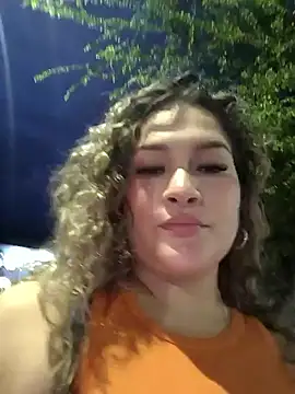 Snapshot of Sara_smiiith211 chatting on 27, 5, 2026 Sara smiiith211 online show from 27, 5, 2026