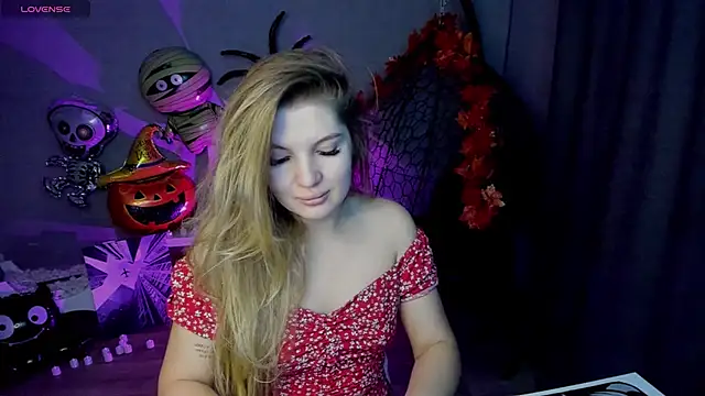 lily williamss online show from 23, 10, 2025