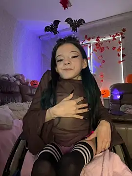 MiniSophiaa online show from 27, 10, 2025