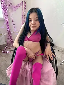 MiniSophiaa online show from 7, 3, 2026