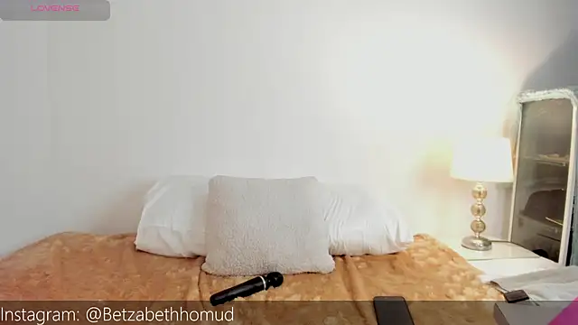 Snapshot of BetzabethHomud0 chatting on 22, 2, 2026 BetzabethHomud0 online show from 22, 2, 2026