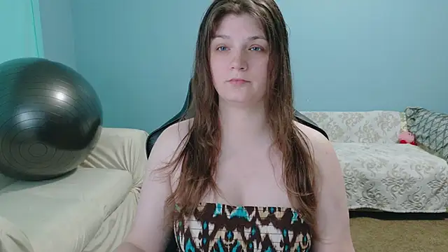 Snapshot of TreeJeanne chatting on 4, 6, 2026 TreeJeanne online show from 4, 6, 2026