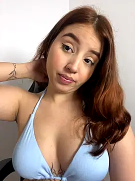Snapshot of Lia_sex69 chatting on 17, 10, 2025 Lia sex69 online show from 17, 10, 2025
