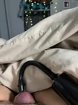 sylviahhh online show from 23, 3, 2026