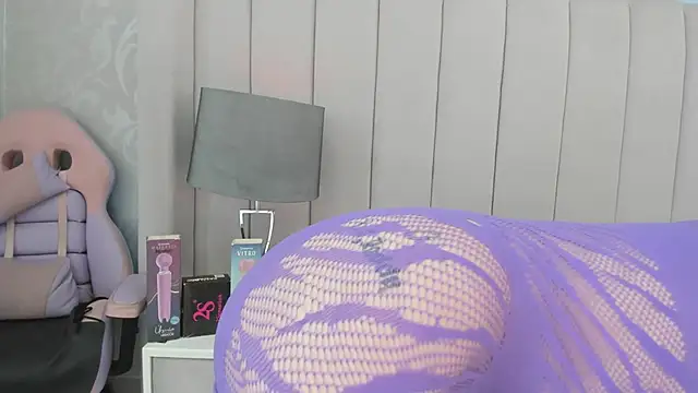 Snapshot of Kendaal_Doshi chatting on 8, 11, 2025 Kendaal Doshi online show from 8, 11, 2025