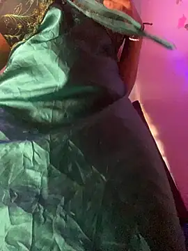 Cherrytowild online show from 11, 11, 2025