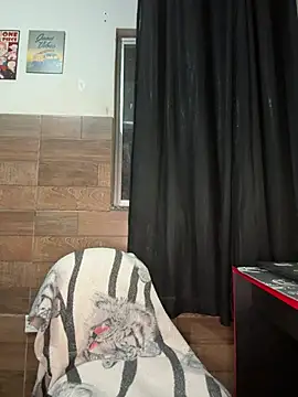 izumikarol online show from 4, 4, 2026