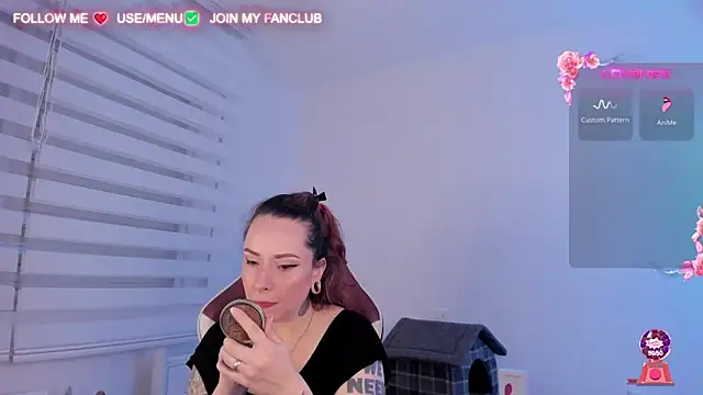 Domina Deivis online show from 5, 3, 2025