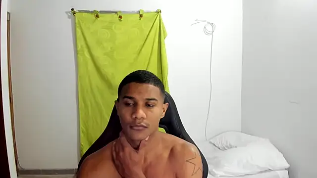 Snapshot of corzoethan chatting on 10, 7, 2026 corzoethan online show from 10, 7, 2026