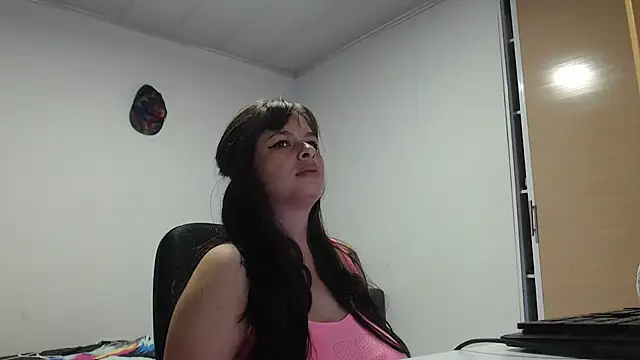 Snapshot of Aliciaheart chatting on 23, 5, 2026 Aliciaheart online show from 23, 5, 2026