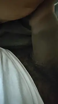 Snapshot of raj0592 chatting on 16, 11, 2025 raj0592 online show from 16, 11, 2025