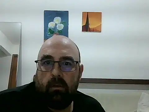 Snapshot of rocharly chatting on 4, 7, 2026 rocharly online show from 4, 7, 2026