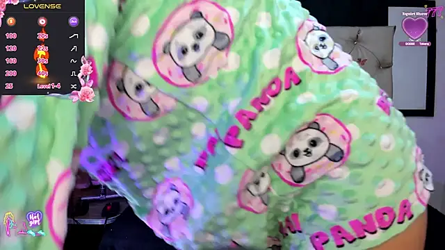 Snapshot of cleopatraa chatting on 2, 2, 2026 cleopatraa online show from 2, 2, 2026