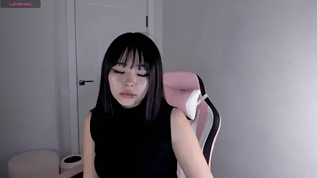 hee young11 online show from 29, 11, 2025