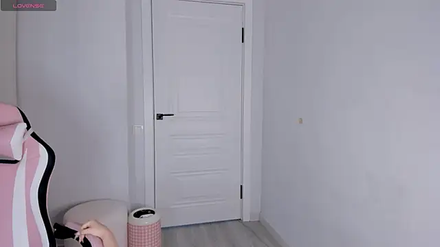 hee young11 online show from 1, 12, 2025