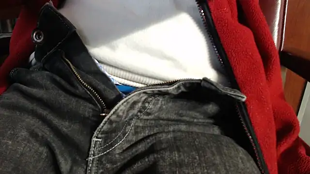 smoothandtiny online show from 4, 3, 2025