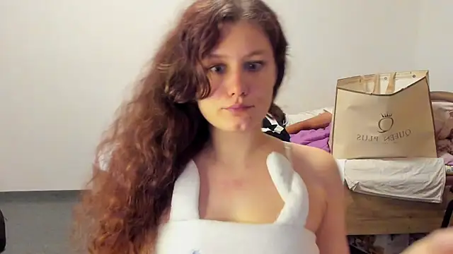 Snapshot of Charlotte_wow chatting on 1, 5, 2026 Charlotte wow online show from 1, 5, 2026