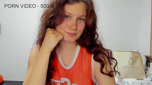 Snapshot of Charlotte_wow chatting on 23, 5, 2026 Charlotte wow online show from 23, 5, 2026