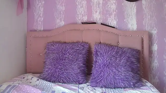 Snapshot of Lilly_macflyy chatting on 26, 4, 2026 Lilly macflyy online show from 26, 4, 2026