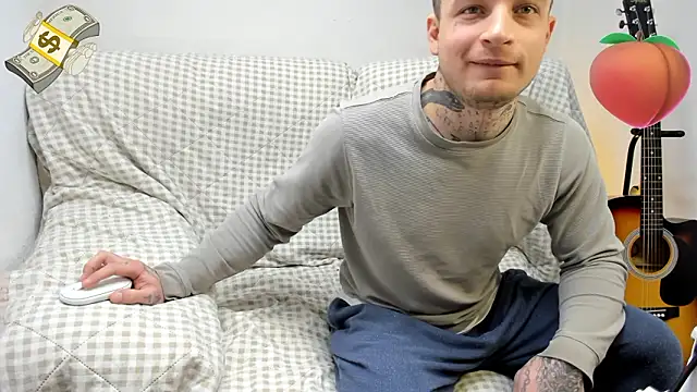 Snapshot of layneinchains chatting on 3, 2, 2026 layneinchains online show from 3, 2, 2026