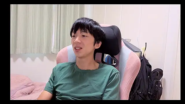 Snapshot of freeeeeessssss111 chatting on 11, 9, 2025 freeeeeessssss111 online show from 11, 9, 2025