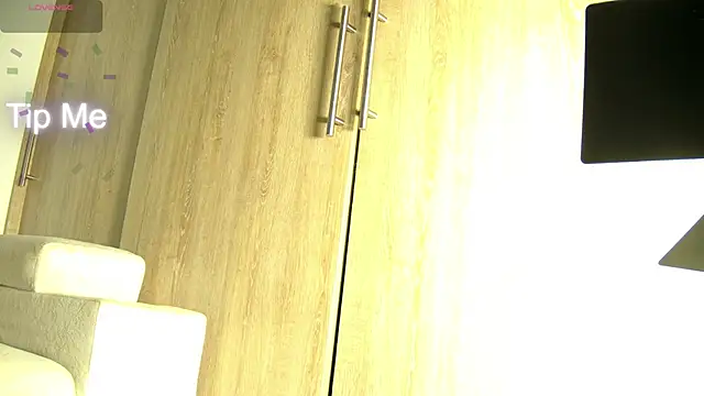 aidaadams online show from 13, 11, 2025