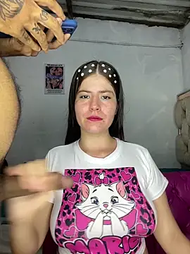 Snapshot of Hotnightsexxx chatting on 1, 2, 2025 Hotnightsexxx online show from 1, 2, 2025