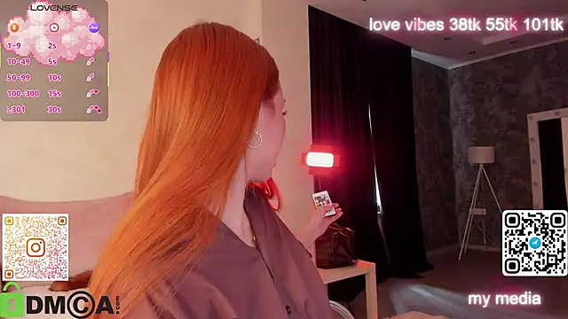 Snapshot of Tracy-Taylor chatting on 27, 9, 2025 Tracy-Taylor online show from 27, 9, 2025