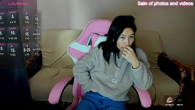 SaraXray online show from 29, 9, 2025