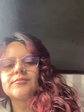 Scarletleon77 online show from 28, 2, 2026