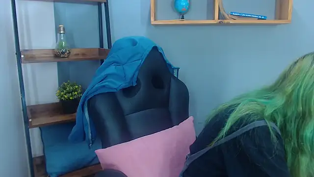 Snapshot of Erika_Stevens chatting on 15, 11, 2025 Erika Stevens online show from 15, 11, 2025