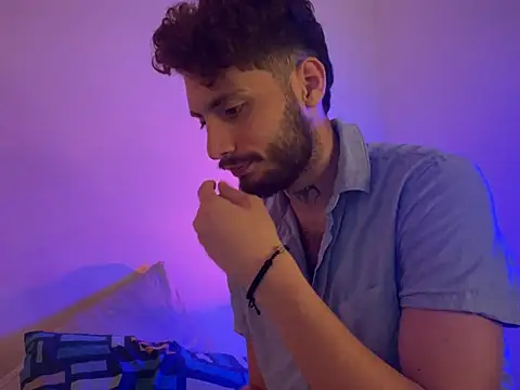 Snapshot of axel_giracr chatting on 6, 12, 2024 axel giracr online show from 6, 12, 2024