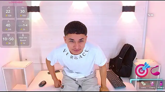 Snapshot of jeic_18 chatting on 15, 9, 2025 jeic 18 online show from 15, 9, 2025