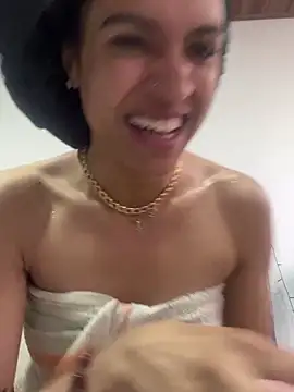 valentinabaez online show from 5, 3, 2025