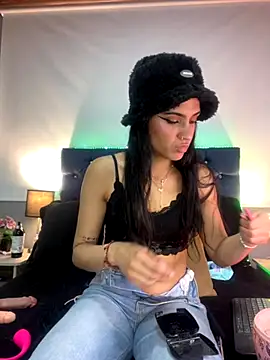 valentinabaez online show from 4, 12, 2025